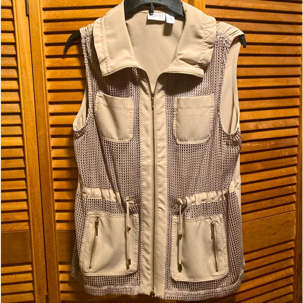 Chico's Zenergy Neema Foil Mesh Front Khaki Vest